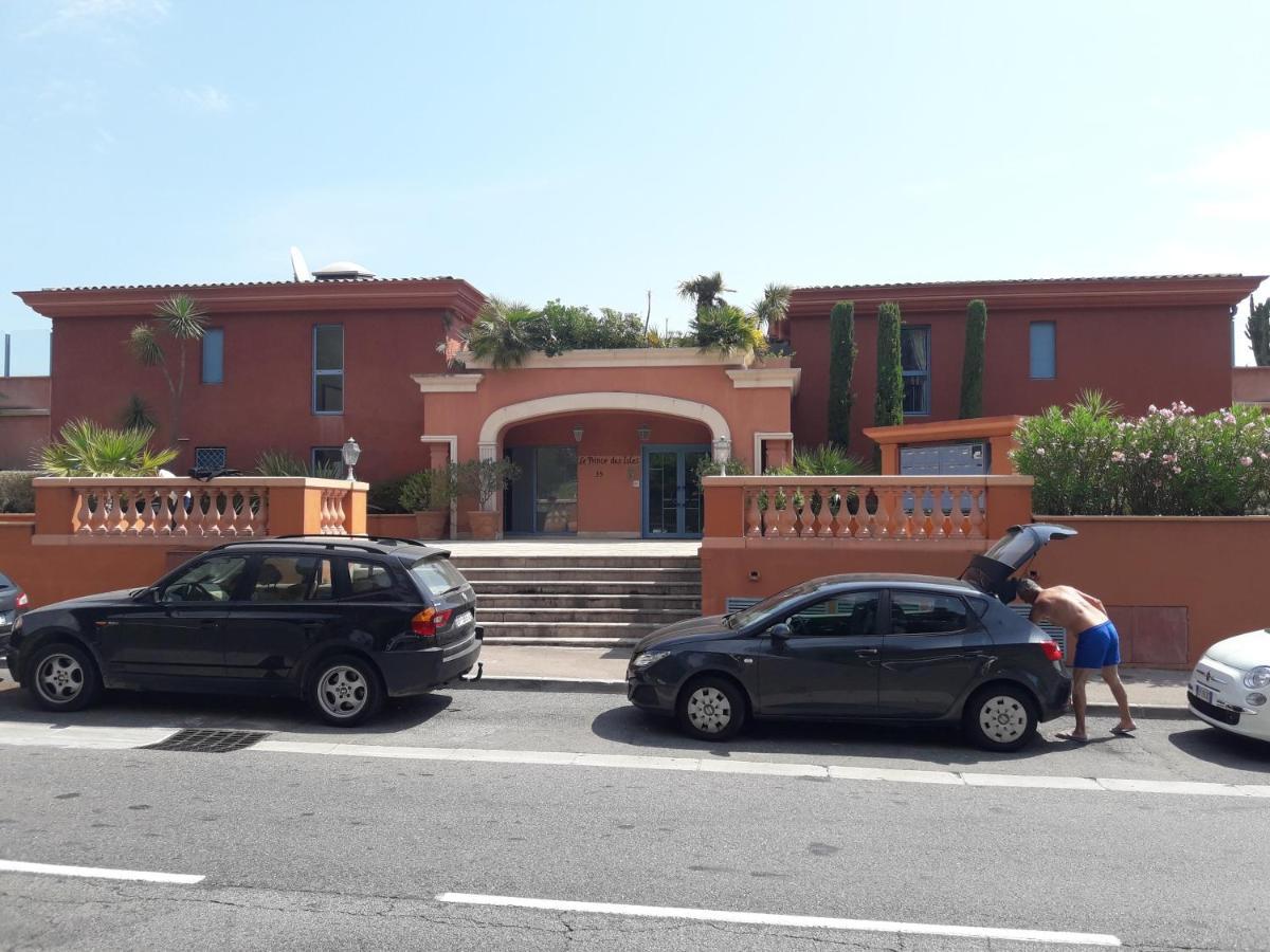 French Riviera 1 Bedroom On The Beach Facing Cannes Theoule-sur-Mer Luaran gambar