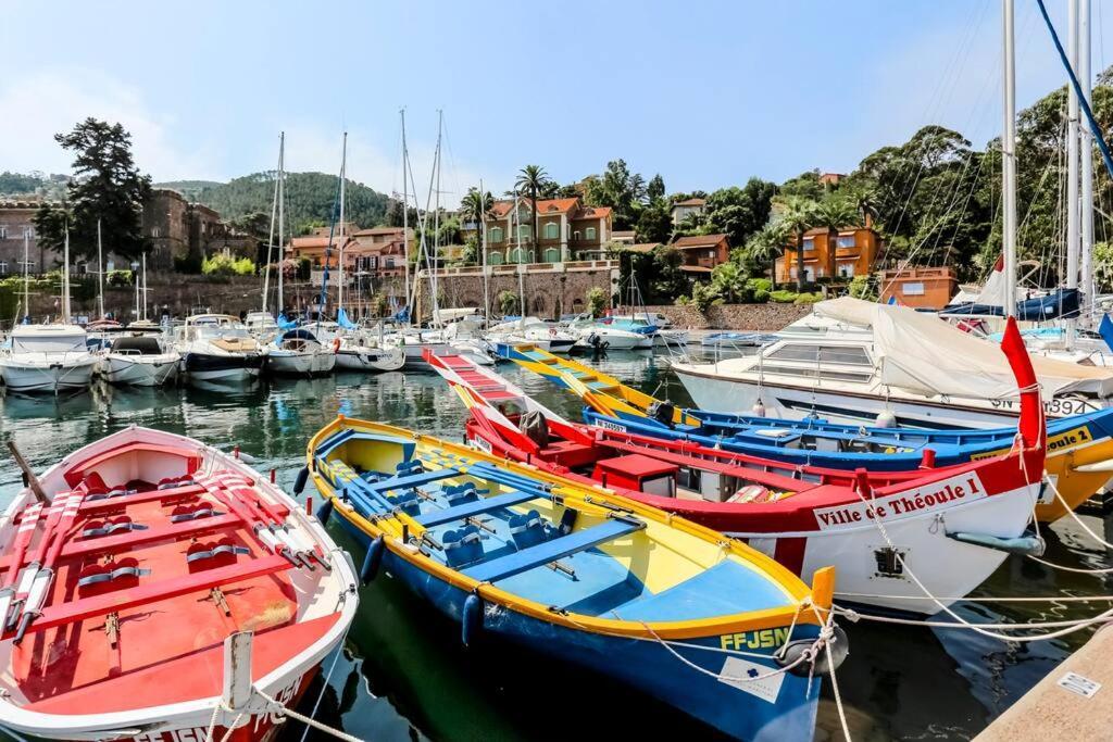 French Riviera 1 Bedroom On The Beach Facing Cannes Theoule-sur-Mer Luaran gambar