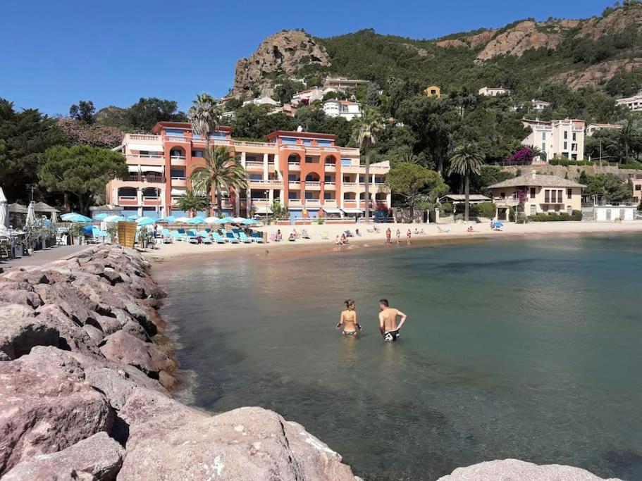French Riviera 1 Bedroom On The Beach Facing Cannes Theoule-sur-Mer Luaran gambar